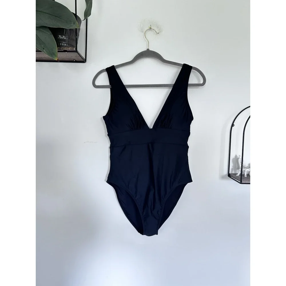 NWT Quince Black Italian Plunge One-Piece Swimsuit Size Medium